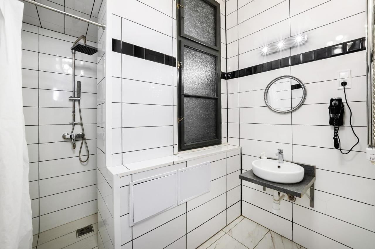 Rakoczi Road Central Location Budapest Exterior photo